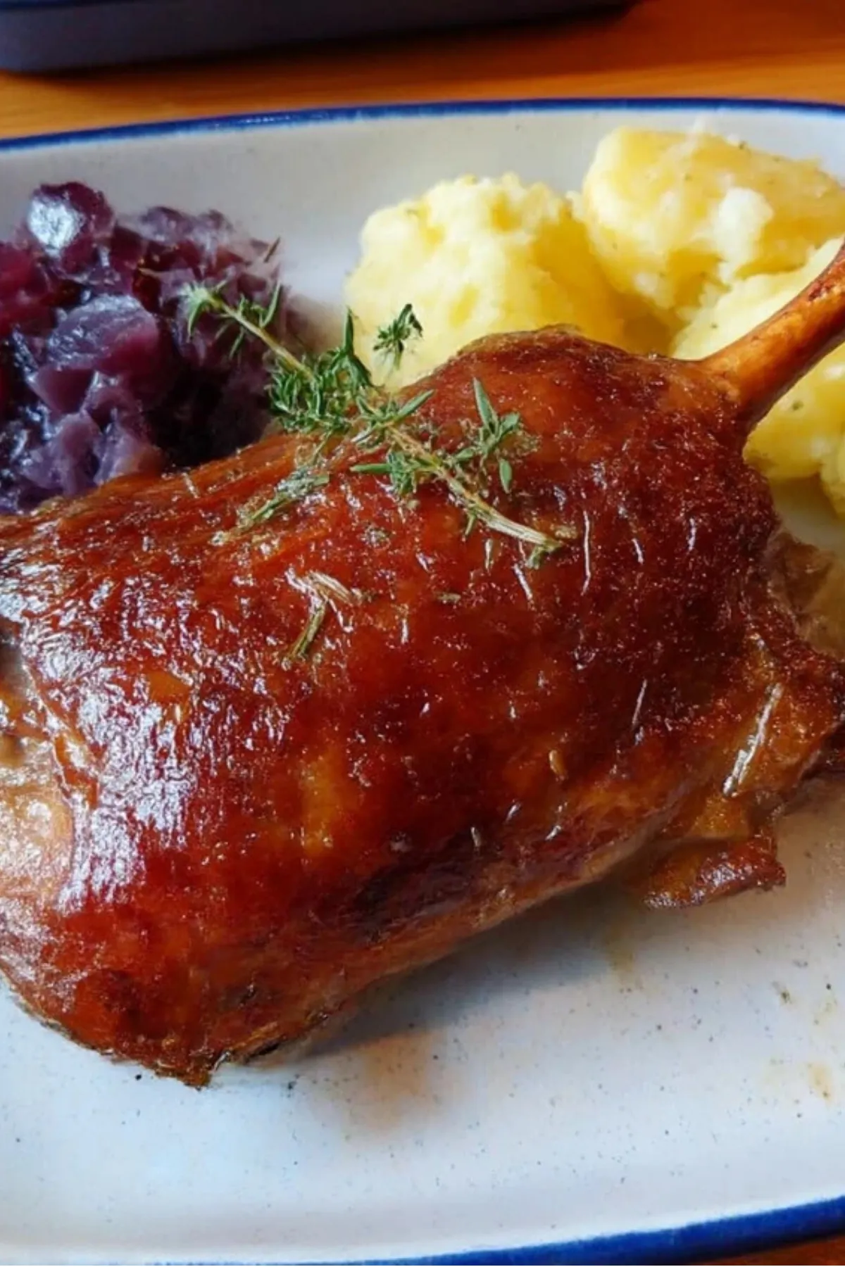 Gänsekeule im Backofen