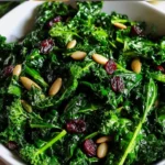 Massierter Grünkohlsalat