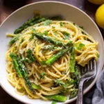Zitronen-Parmesan-Spaghetti mit grünem Spargel